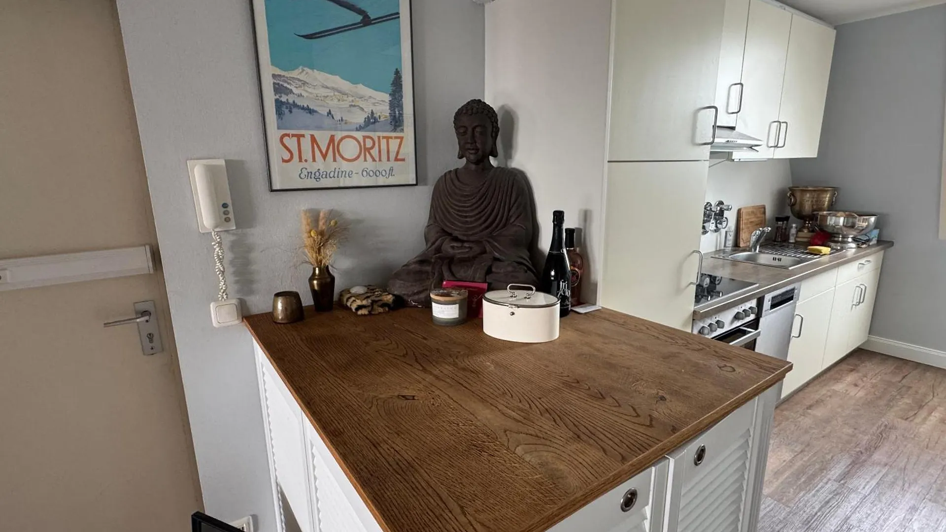 City Residence H14 - Prime Location - Perfect For Business & Lifestyle Hamburgo Apartamento